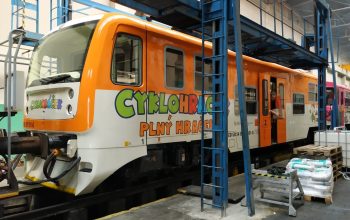 V sobotu 30. května opět vyjede výletní vlak Cyklohráček, děti si v něm vyzkouší i řízení vlaku