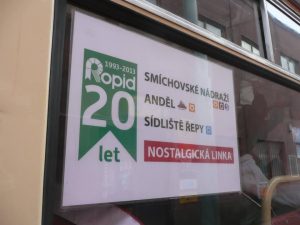 U příležitosti dvacetin ROPIDu se uskutečnily jízdy historických vozidel ze Smíchovského nádraží včetně bohatého doprovodného programu.