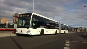DPP testoval velkokapacitní autobus Mercedes-Benz Capacity na lince 119