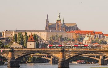 Dopravní kino, odborná beseda i historické jízdy – program oslav 30 let ROPID (19.–21. října 2023)