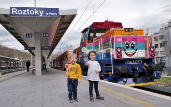 Novinky na železnici v Praze a Středočeském kraji v turistické sezóně 2023