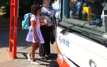 Pražský dopravní podnik začal poskytovat informace o odjezdu autobusů ze zastávek