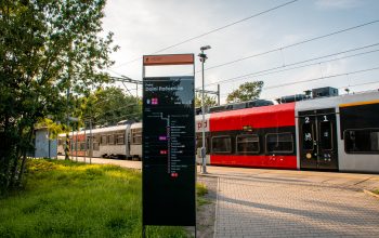Průzkum odhalil, jak vylepšit informační systémy na vlakových nádražích