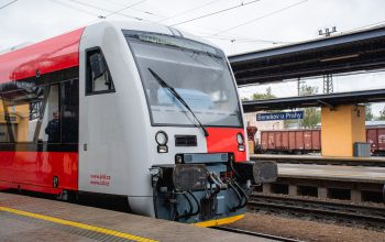 Omezení vlaků mezi Prahou a Benešovem od 3. do 14. 11. – využijte autobusy místo auta