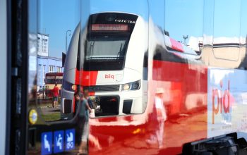 Do středních Čech přijíždějí další RegioFoxy. Nové vlaky budou vozit cestující do Mělníka a Mladé Boleslavi