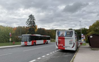 Nová podoba dálniční křižovatky u Nové Vsi zrychlí autobusy mezi Středočeským a Ústeckým krajem